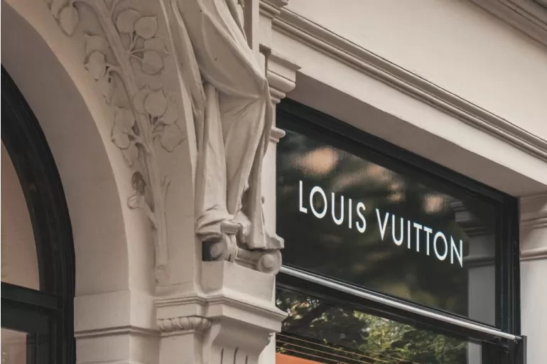 harga louis vuitton