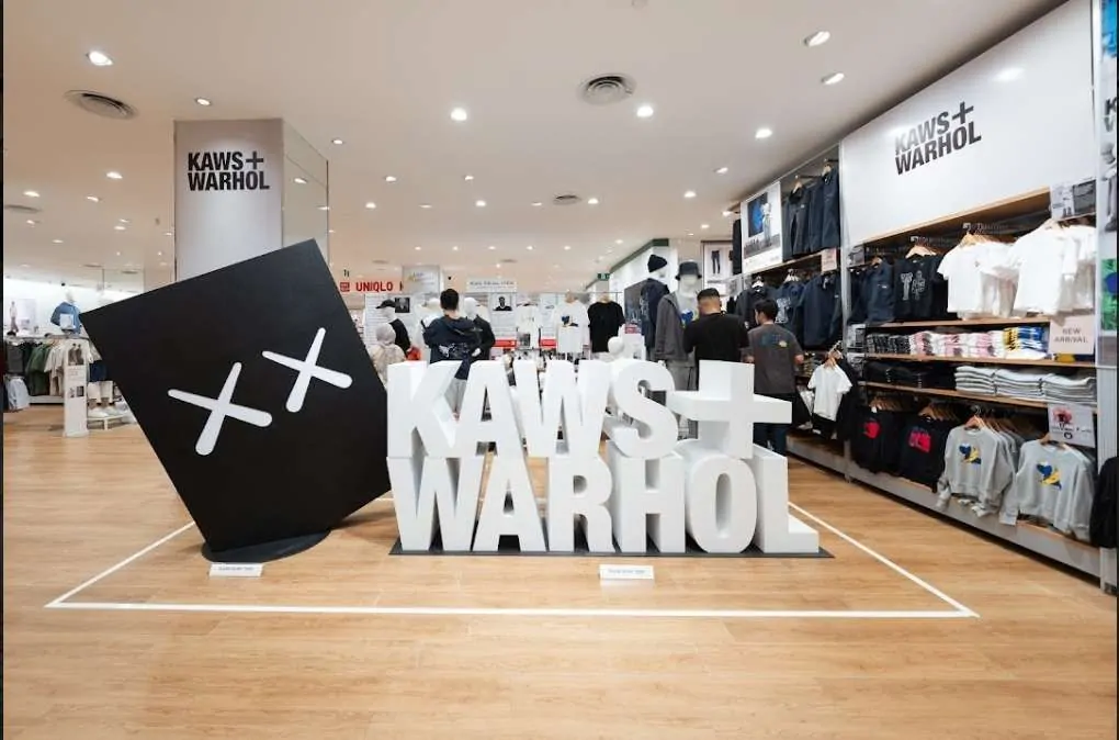 uniqlo kaws warhol