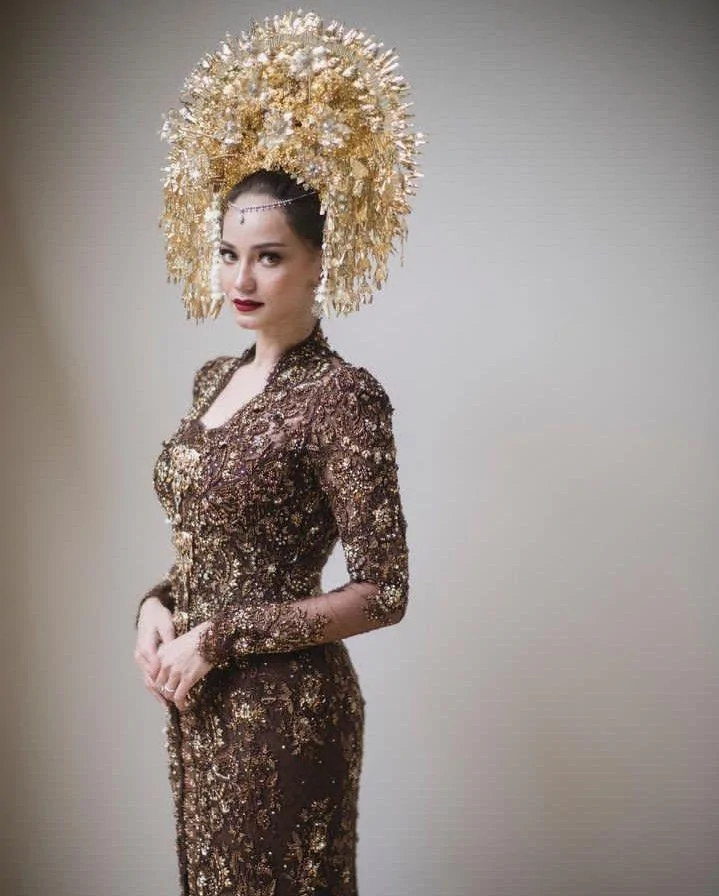 kebaya pernikahan