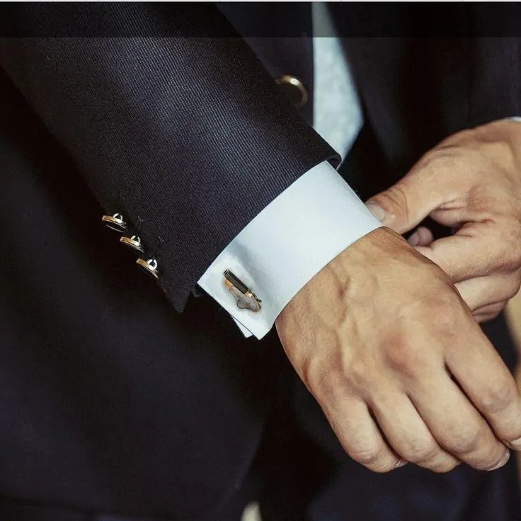 cufflink