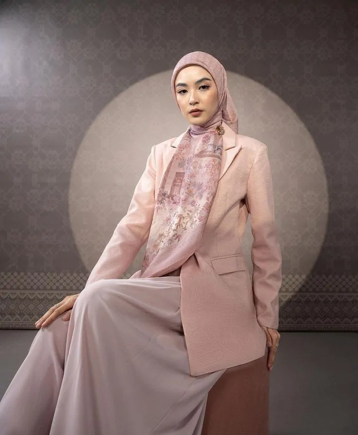 tips layering busana muslimah