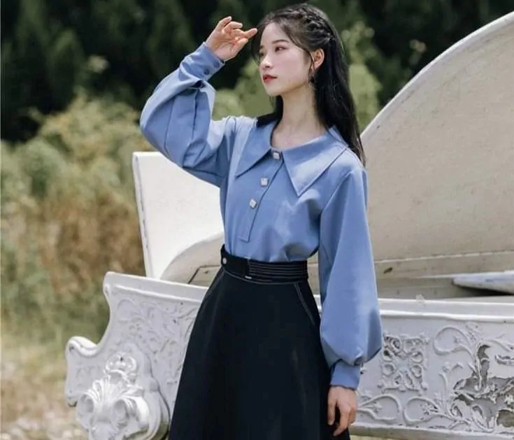 kemeja dan rok midi