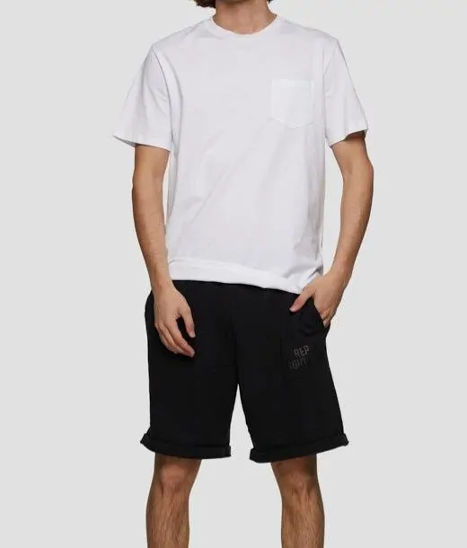 outfit liburan pria