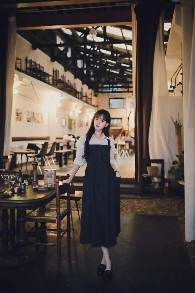 outfit monokrom